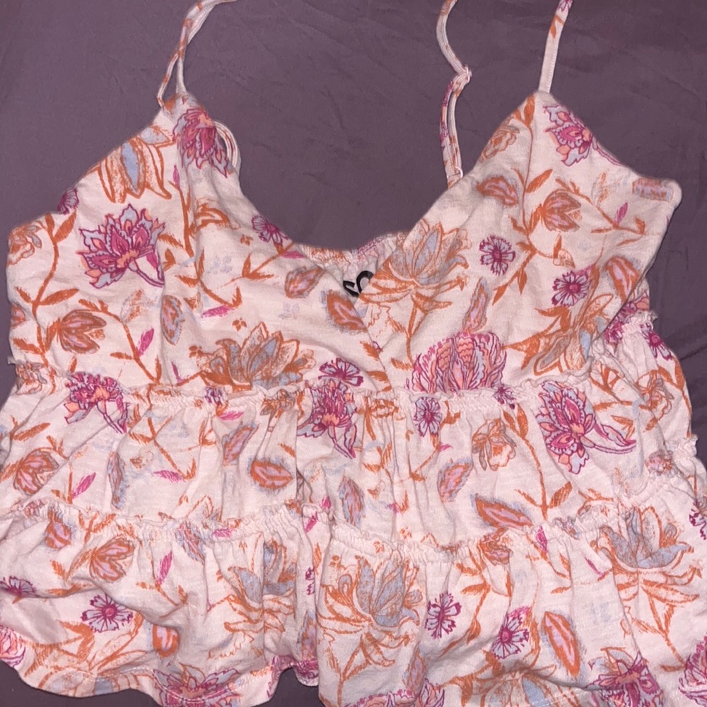 Flowy crop top